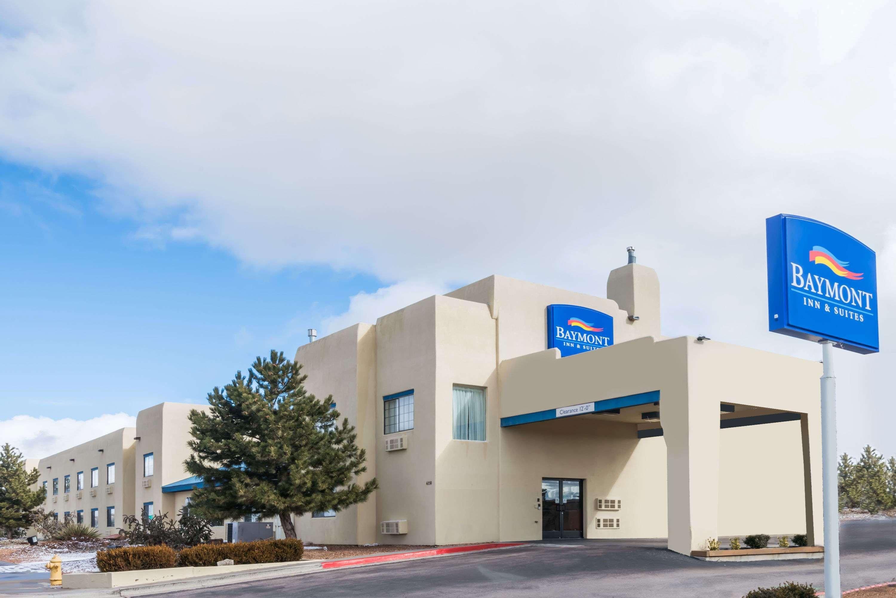 Hotel Baymont By Wyndham Santa Fe Exterior foto